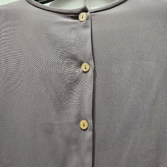 Nicola Lavender Silk Like Long Sleeve Button Back Top Korean Inspired Size 10 - Picture 7 of 13